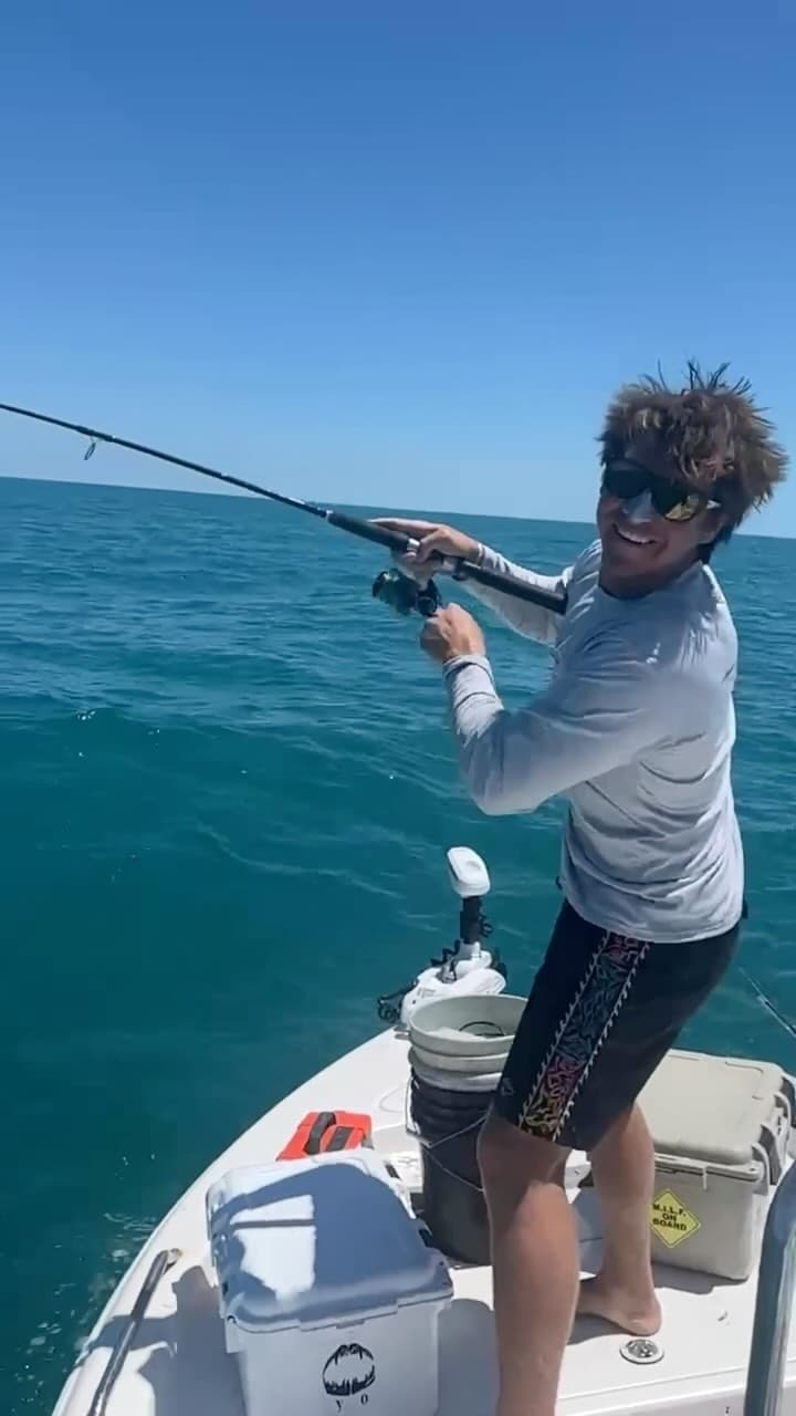 Steezy gaff shot on some fresh sushi 🍣 👅 #florida#fishing#steezy#captain#adven